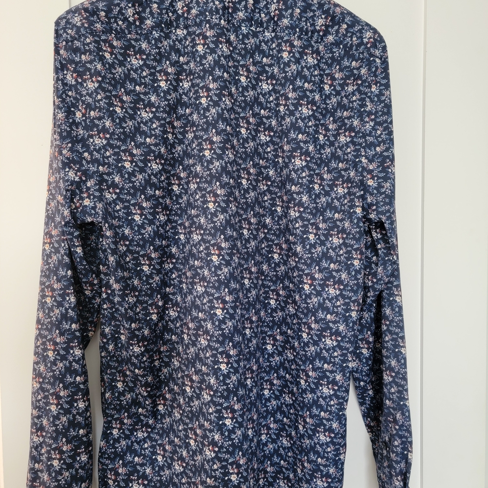 Classic Floral Wrinkle-resistant Everyday Performance Dress Shirt - Picture 2 of 3